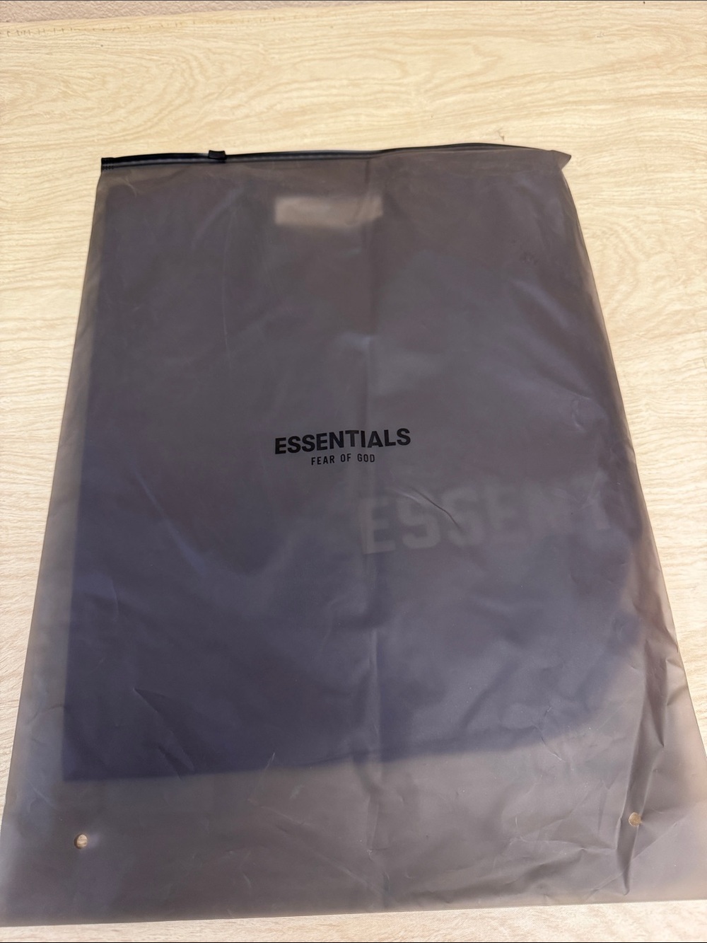 FEAR OF GOD ESSENTIALS TEE PLUM - S - Picture 10 of 10
